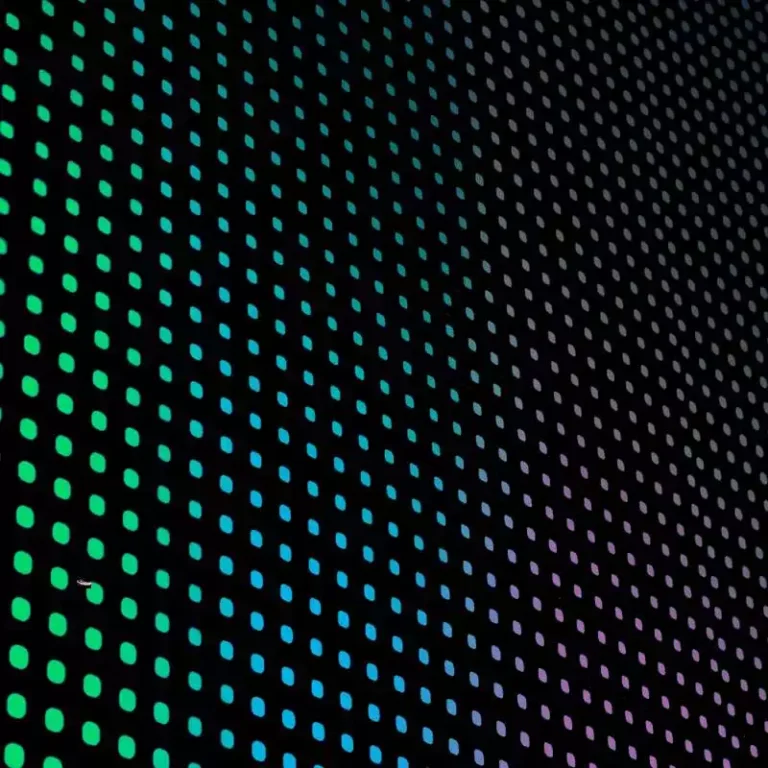 Comparación entre pantalla LED Pitch 10 y Pitch 6