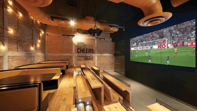 pantalla LED 3x2 instalada en restaurante o evento